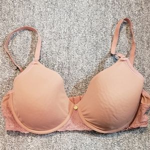 Natori 36D bra with underwires